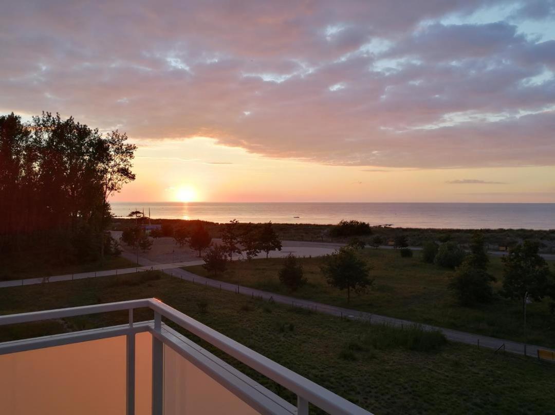 Strandzeit Хайлигенхафен Екстериор снимка